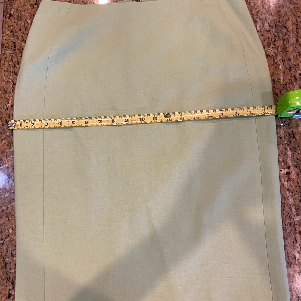 W Worth Suit - Picture 12 of 14